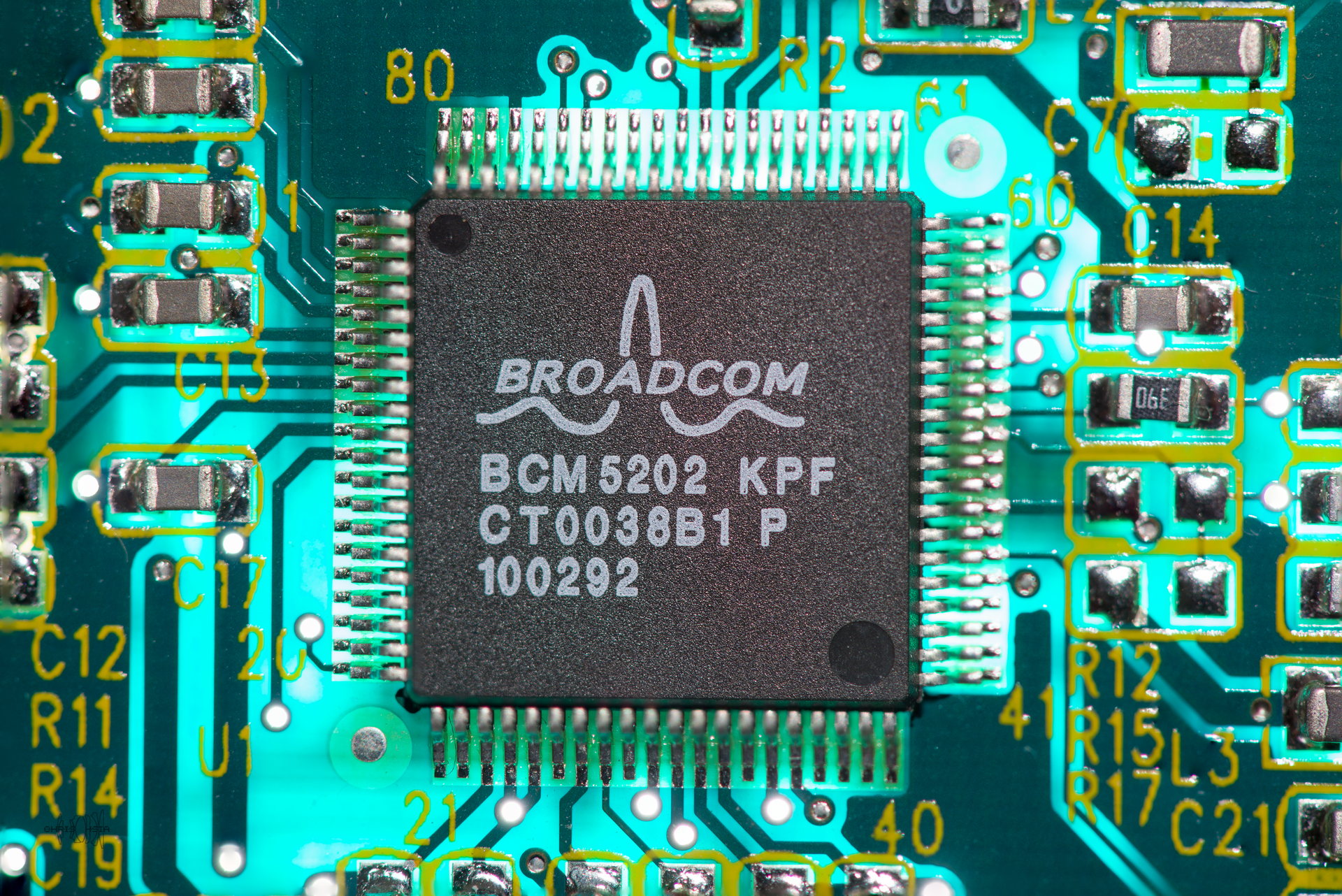 Broadcom Tightens Strings On Supply Amid Global Chip Scramble | Source ...